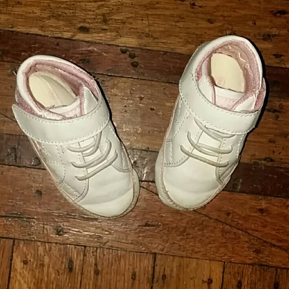 Infant shoes - Picture 2 of 3
